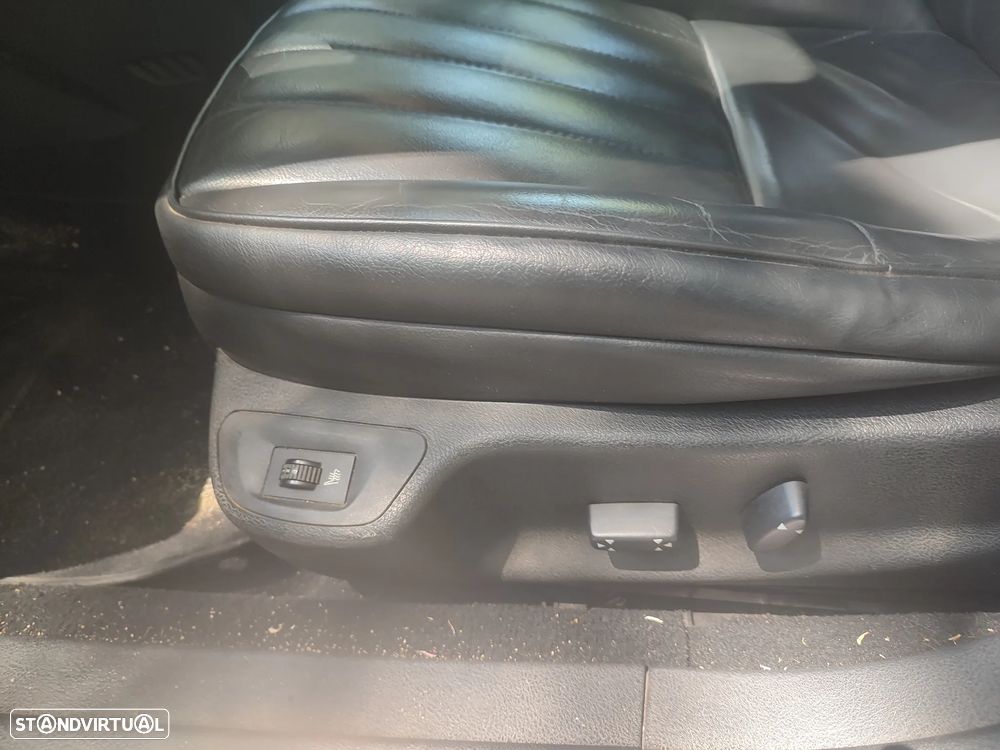 Peugeot 407 SW 1.6 HDi Executive FAP - 9