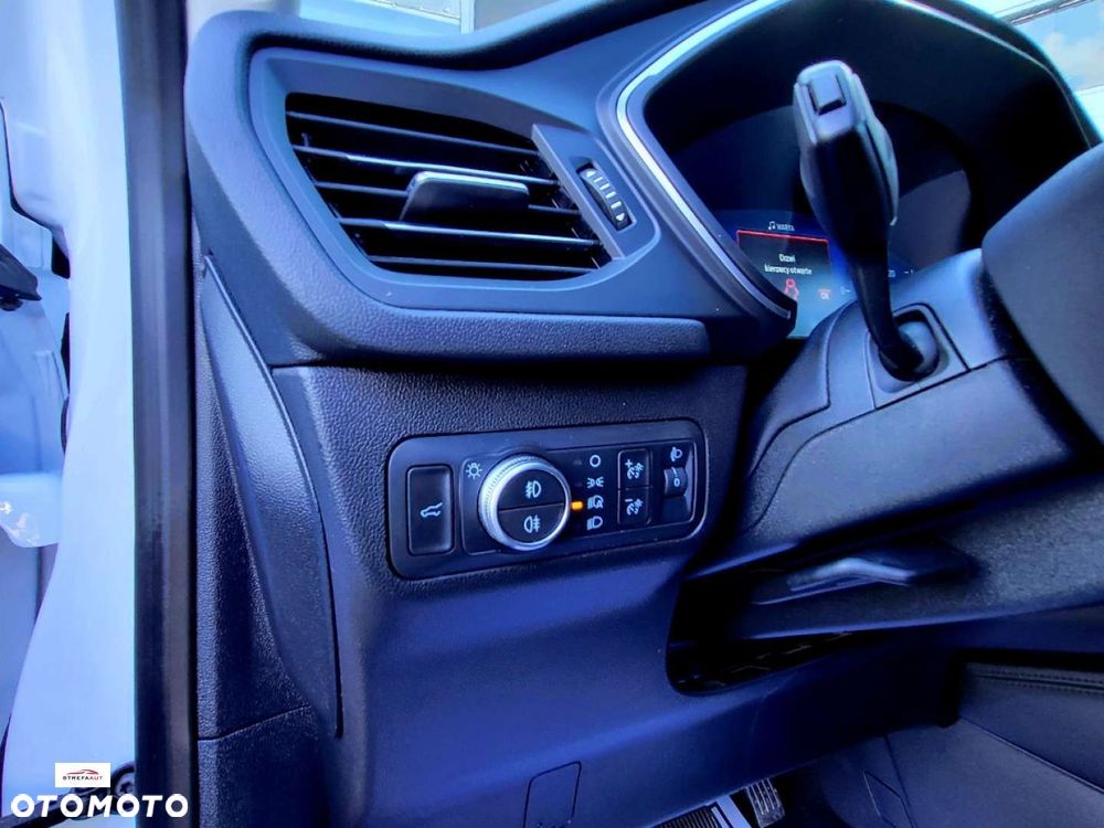 Ford Kuga - 23
