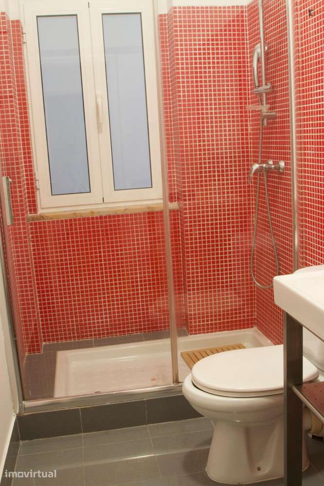 Quarto - localizado em Arroios Lisbon - Grande imagem: 5/12