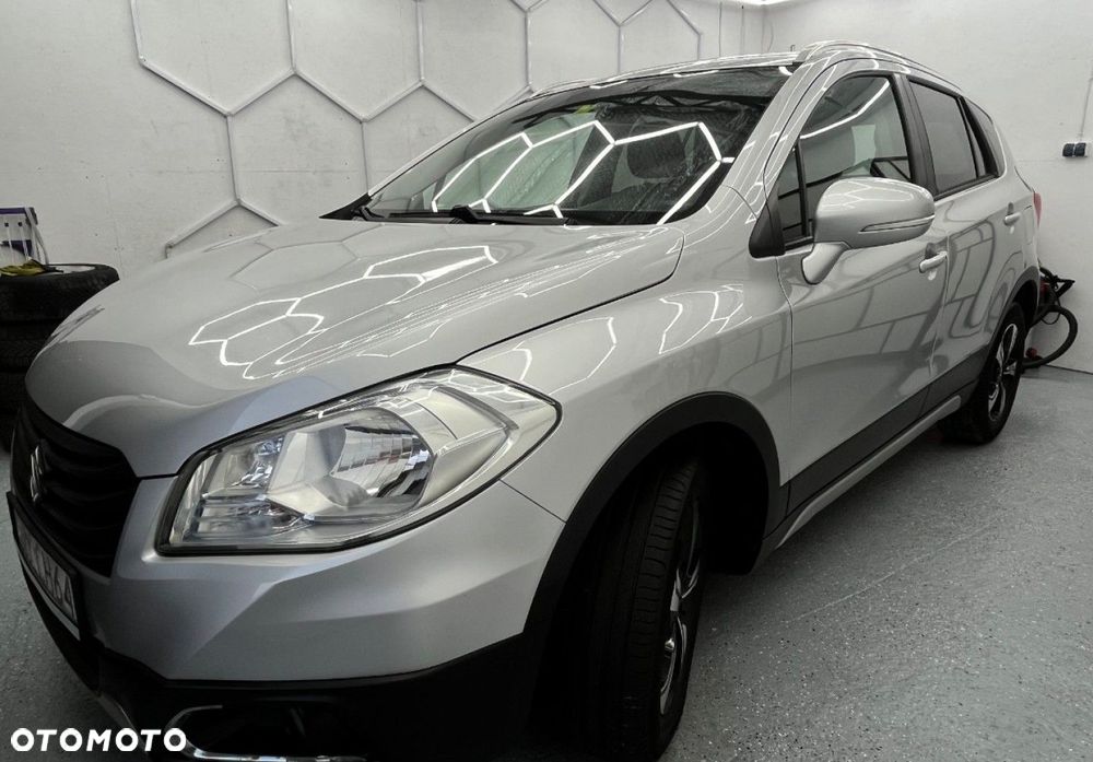 Suzuki SX4 S-Cross 1.6 Premium 4WD - 5
