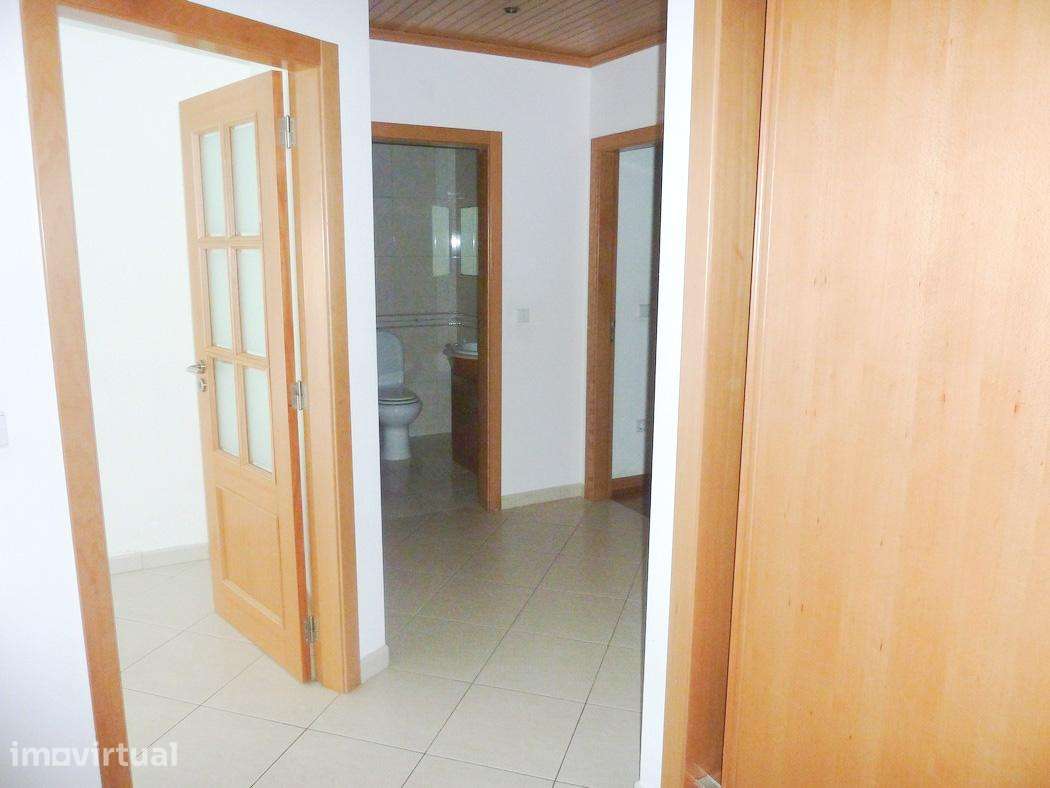 Apartamento T2 em Coimbra (Vale Rosal) - Grande imagem: 3/9