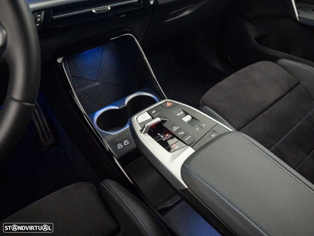BMW X1 xDrive25e Pack Desportivo M - 30