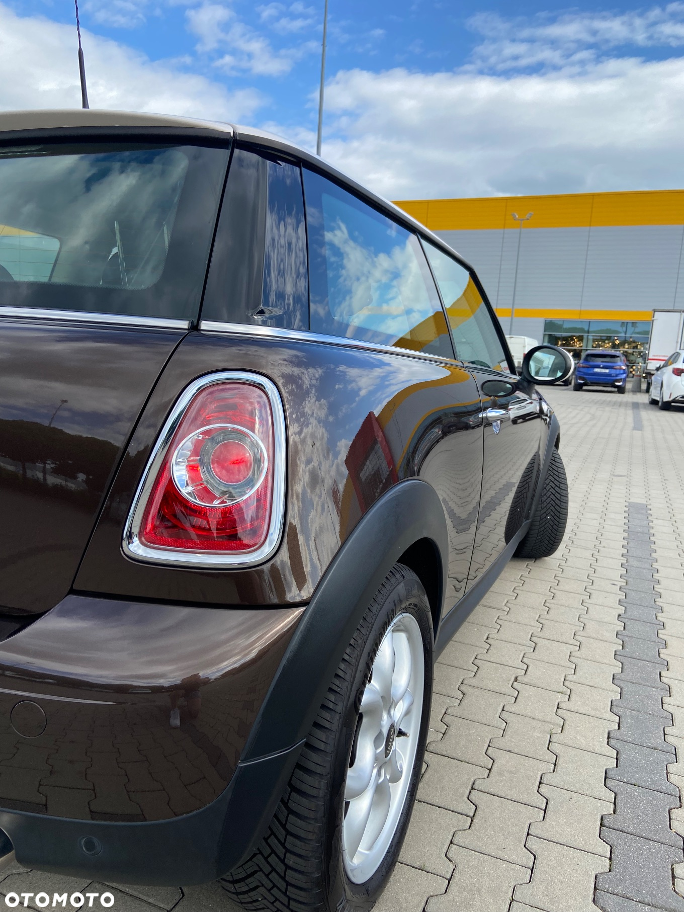 MINI Cooper Standard - 14