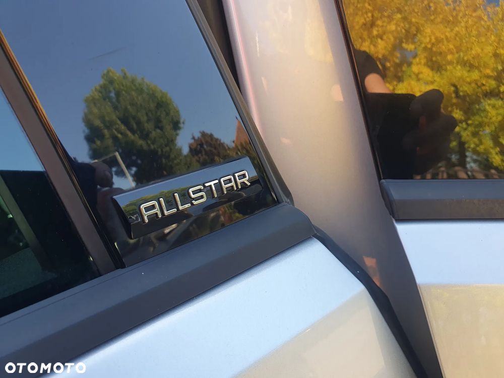 Volkswagen Golf 1.6 TDI BlueMotion Technology Allstar - 7