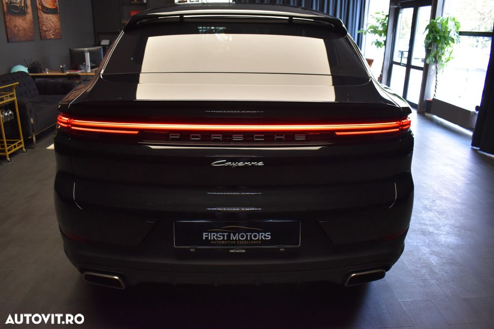 Porsche Cayenne Coupe 2025 photo 2