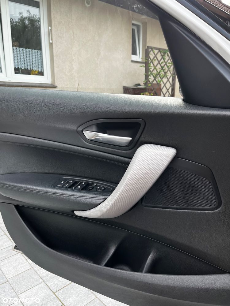 BMW Seria 1 120d M Sport Shadow - 34
