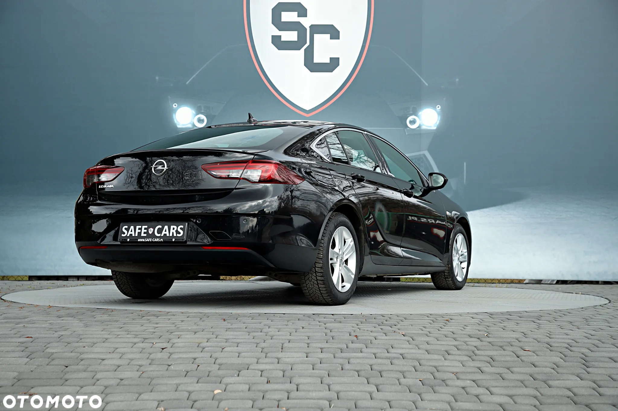 Opel Insignia - 8