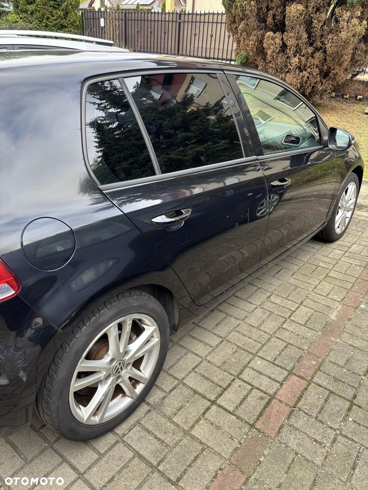 Volkswagen Golf - 5
