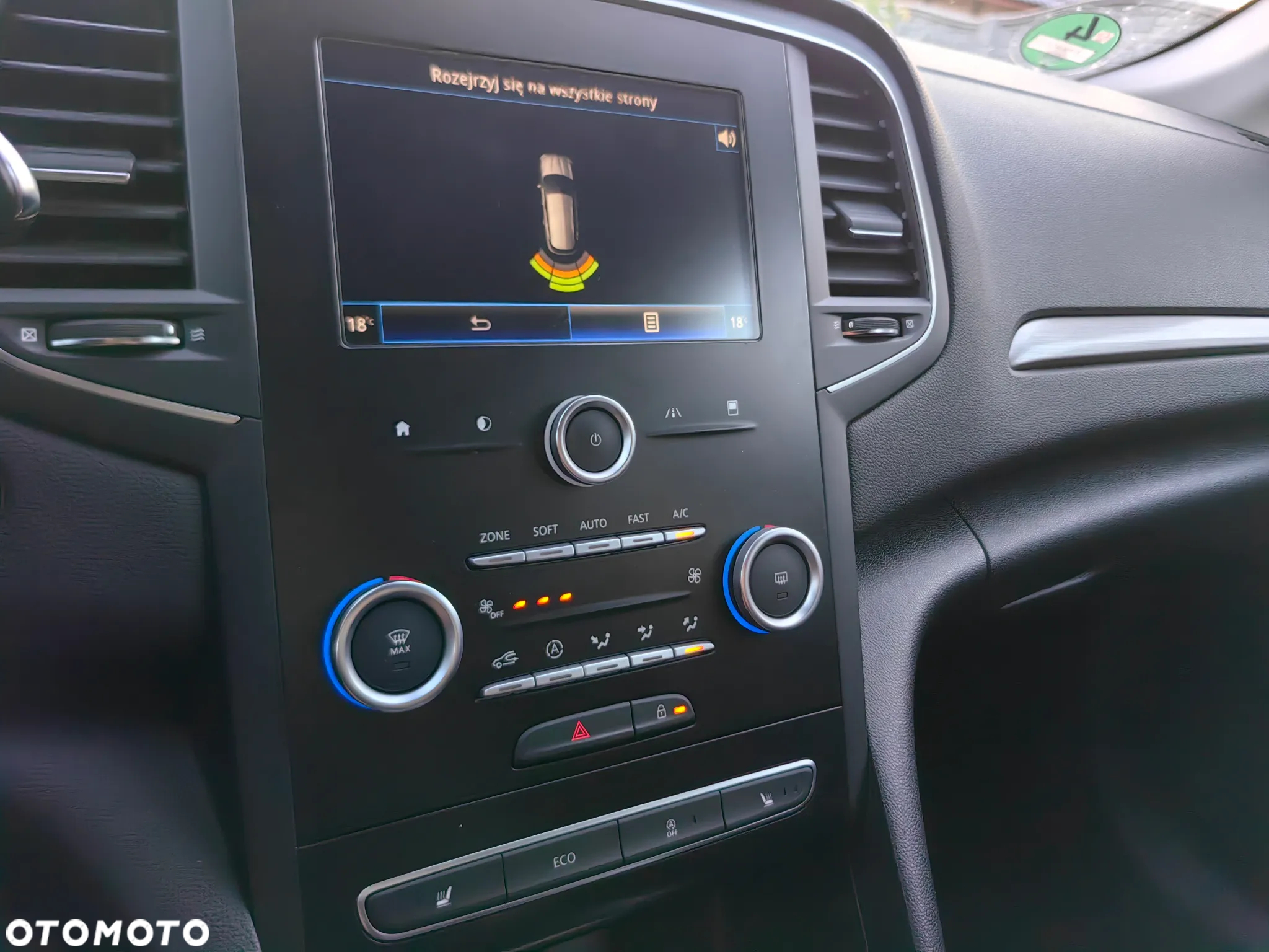 Renault Megane ENERGY TCe 130 EDC INTENS - 22