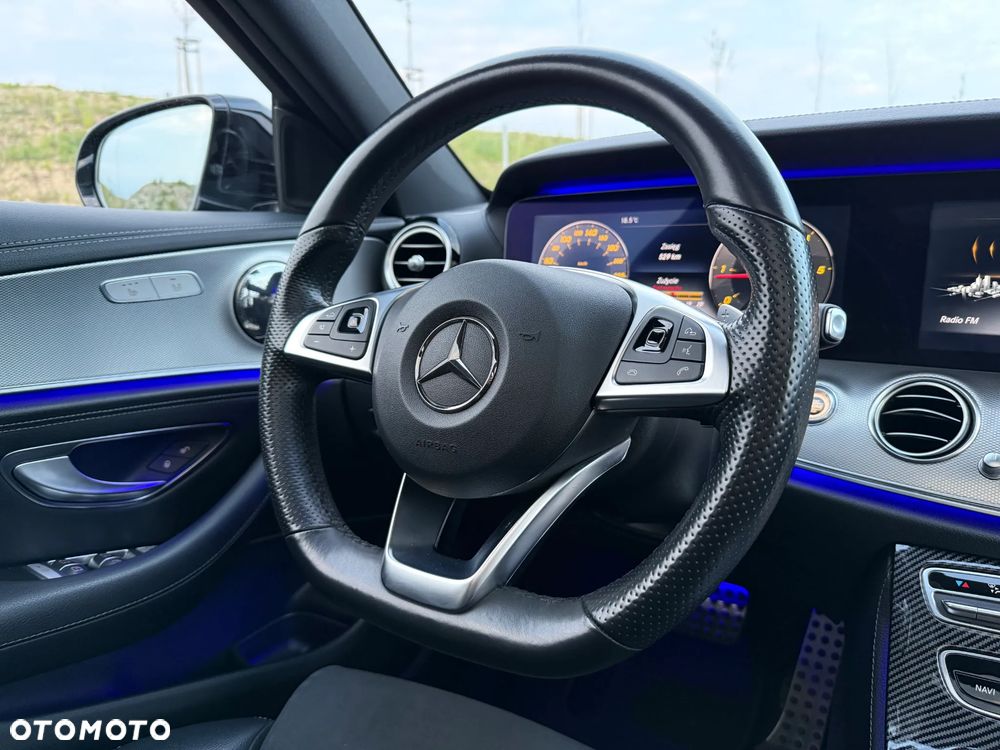 Mercedes-Benz Klasa E 220 d 9G-TRONIC - 14