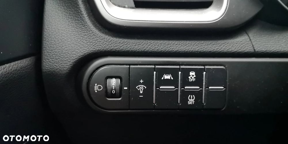 Kia Ceed 1.6 CRDi SCR L Business Line - 20