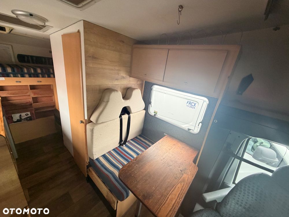 Ford Transit - 28