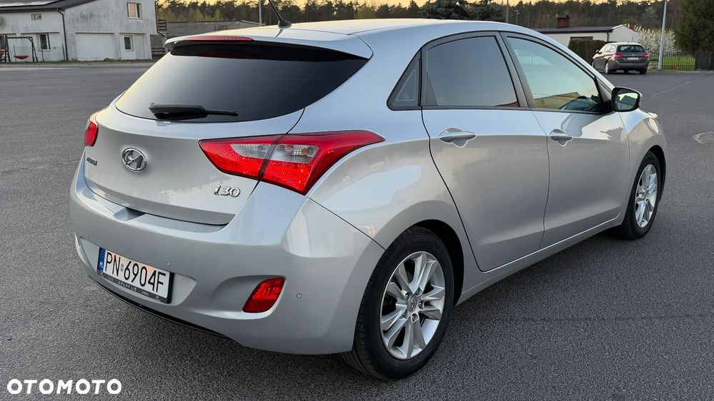 Hyundai i30 1.4 Base - 37