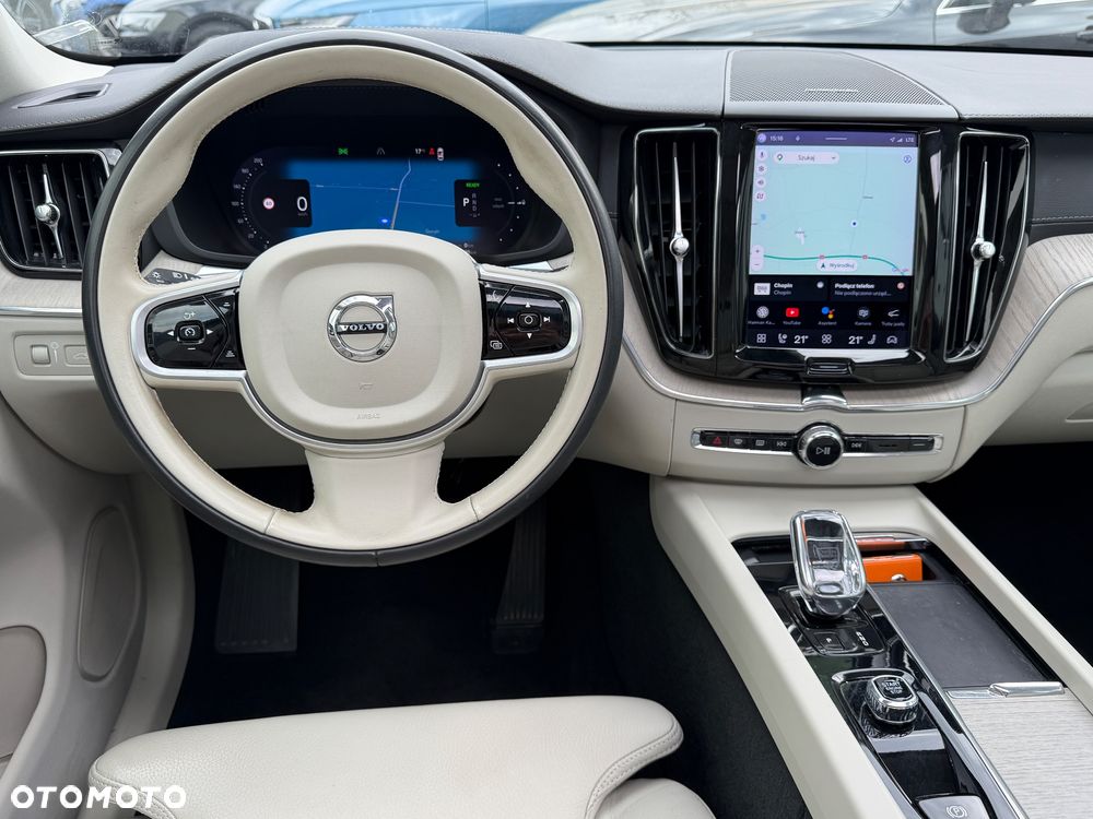 Volvo XC 60 T6 Plug-In Hybrid AWD Inscription - 12