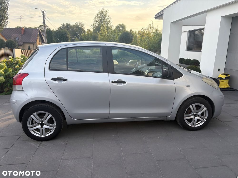 Toyota Yaris 1.33 Sol - 6