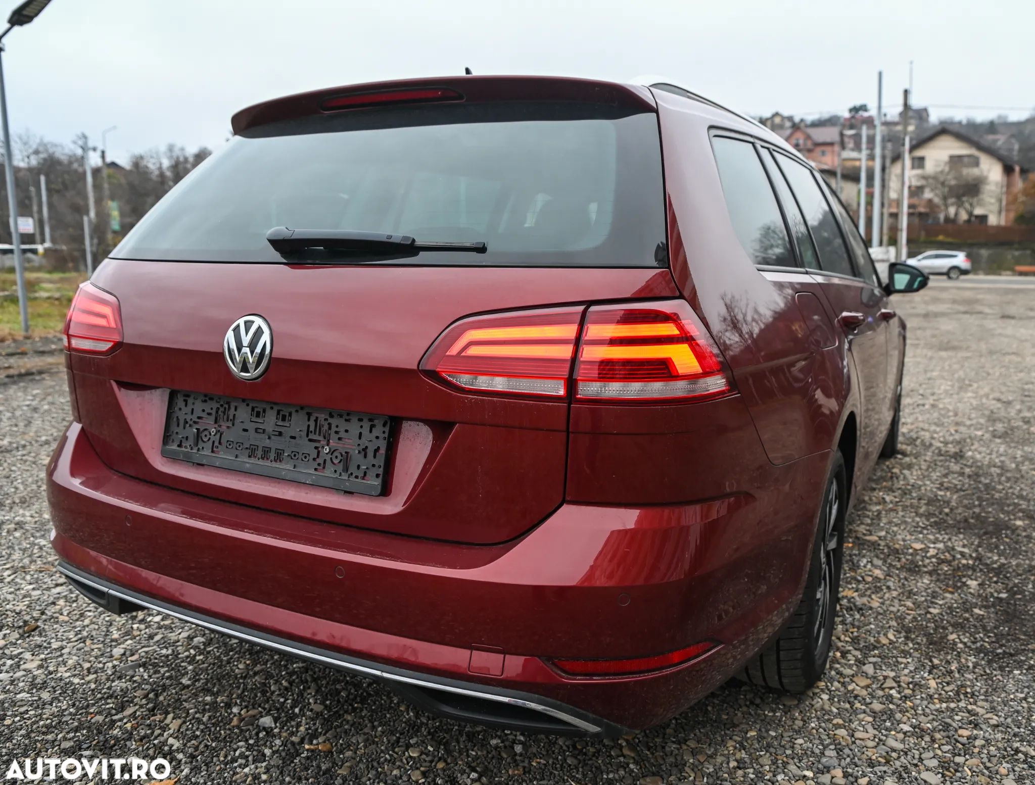 Volkswagen Golf 1.6 TDI DSG Join - 9