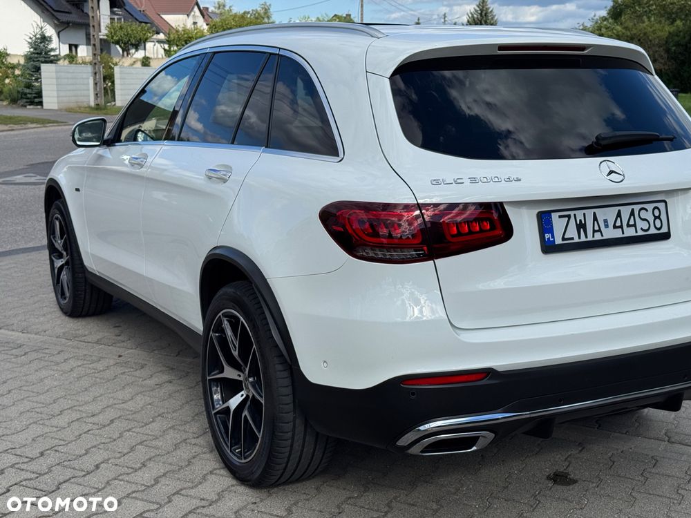 Mercedes-Benz GLC 300 de 4Matic 9G-TRONIC AMG Line Plus - 20