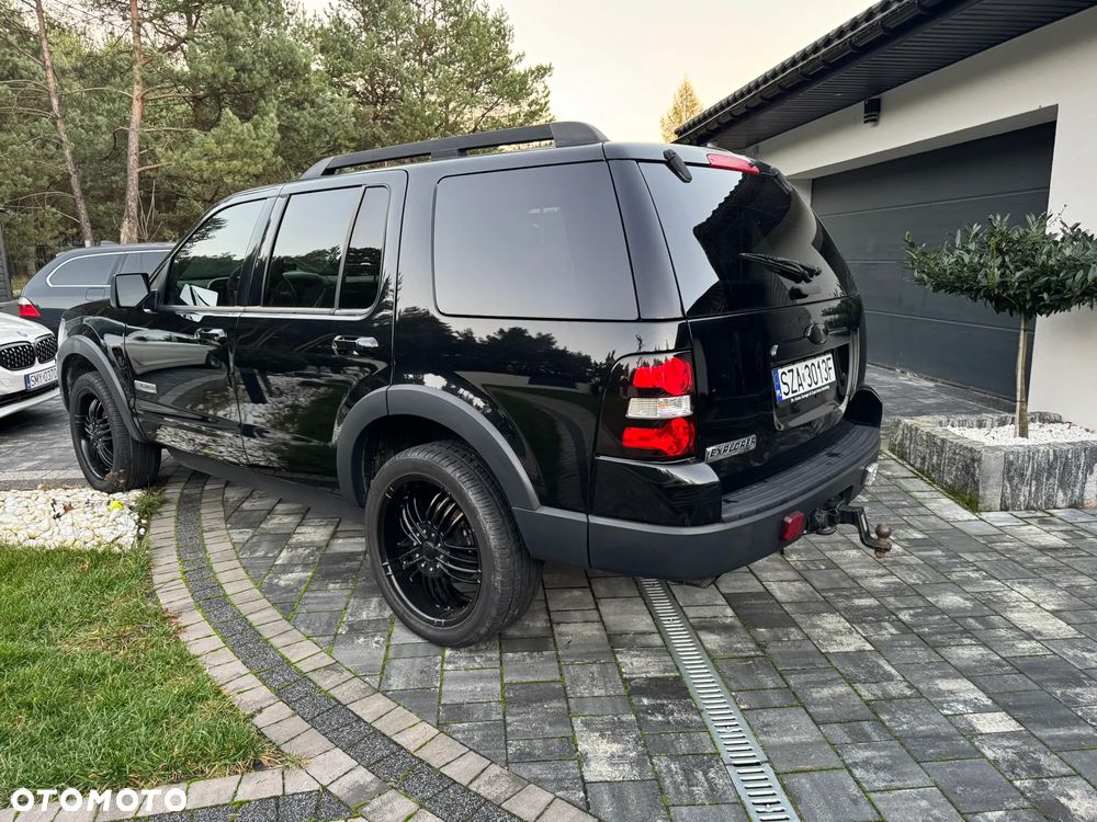 Ford Explorer 4.0 4WD - 31