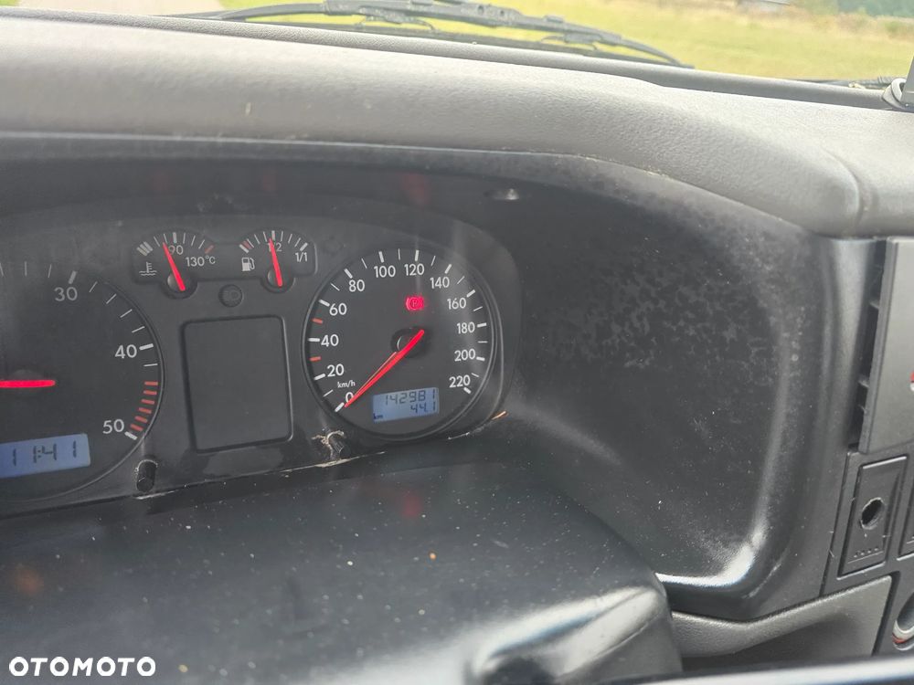Volkswagen Transporter - 10