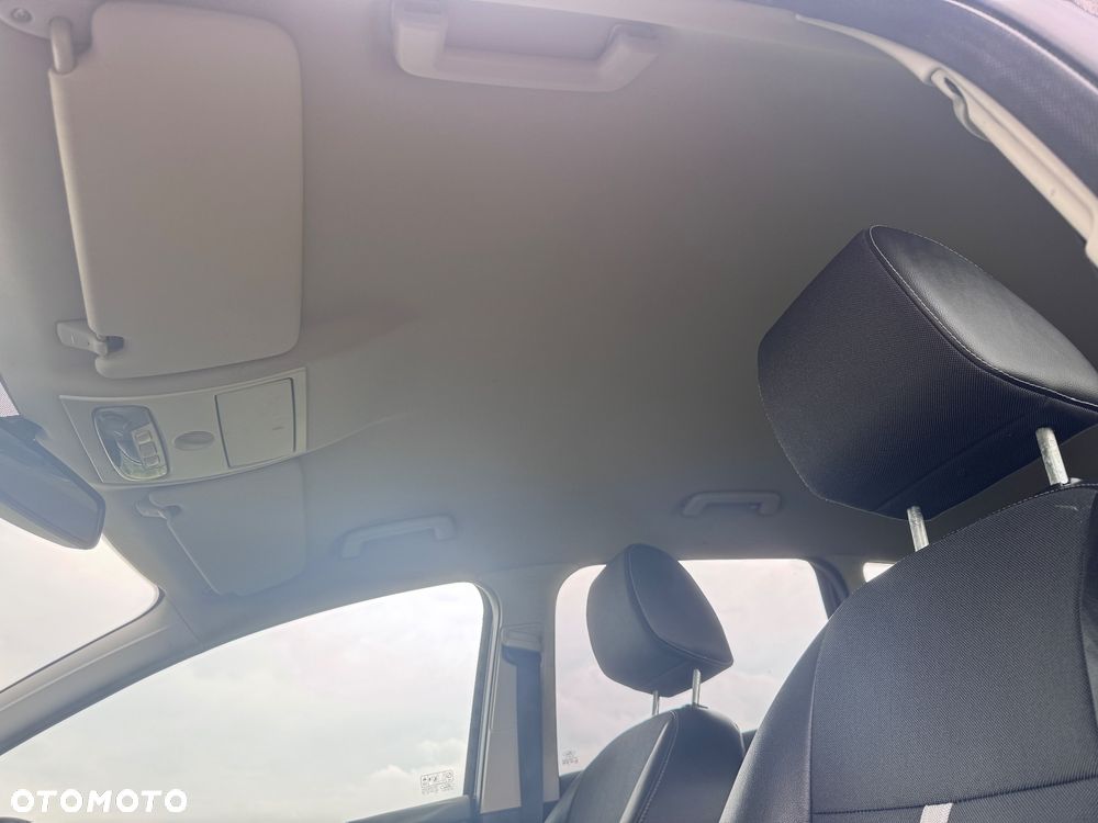 Ford Kuga - 16