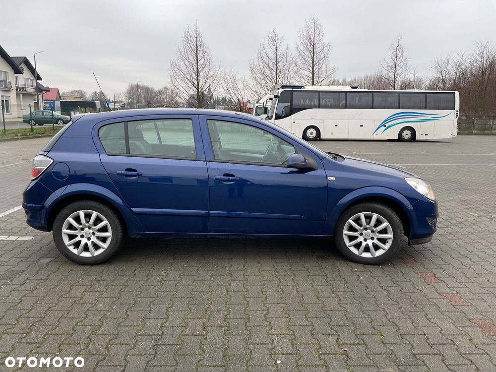 Opel Astra 1.6 - 11