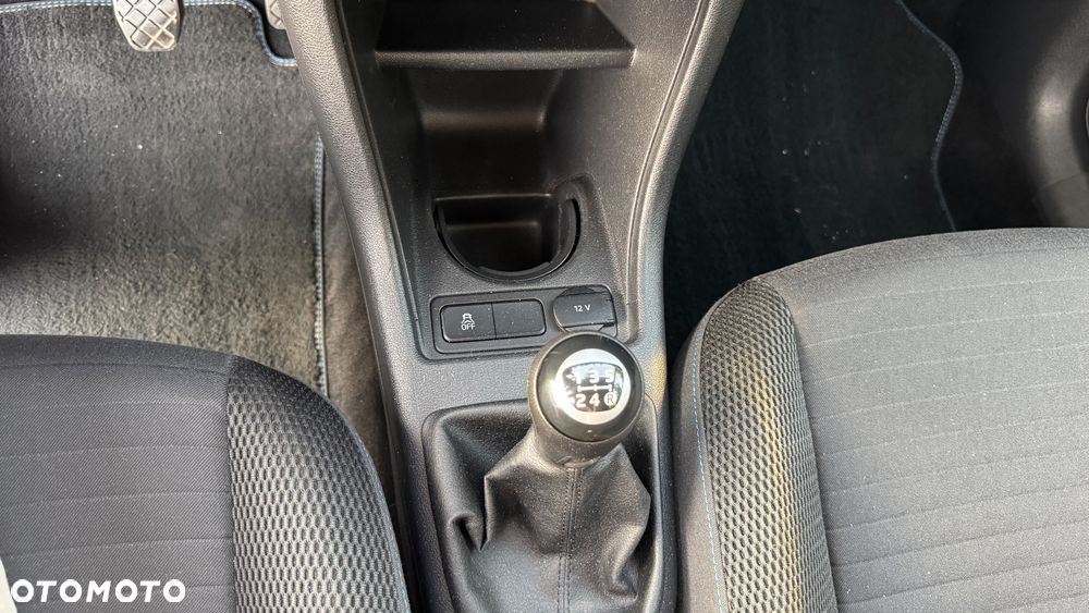 Volkswagen up! high - 14