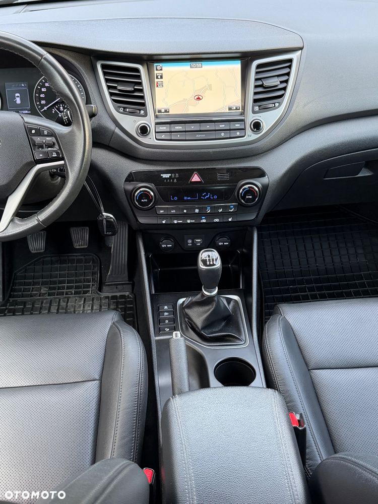 Hyundai Tucson - 32