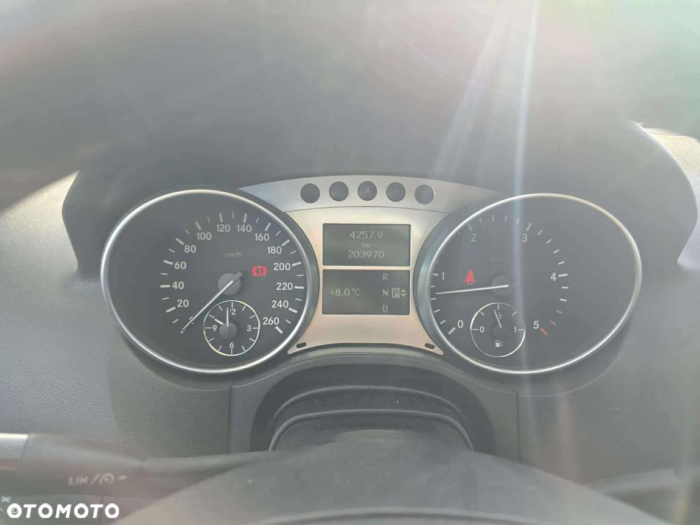 Mercedes-Benz ML - 4