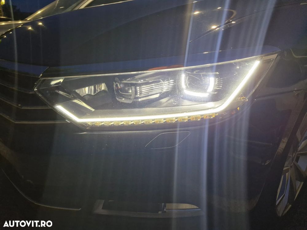 Volkswagen Passat 2.0 TDI DSG (BlueMotion Technology) Highline - 23
