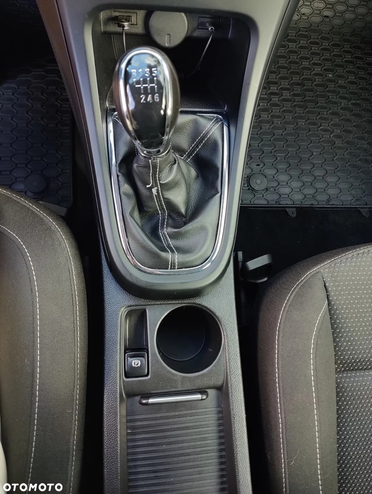 Opel Astra IV 1.4 T Sport - 9