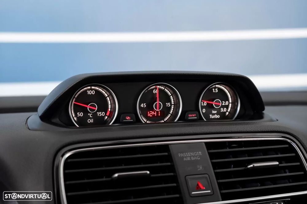 VW Scirocco 2.0 TDI Sport DSG - 14