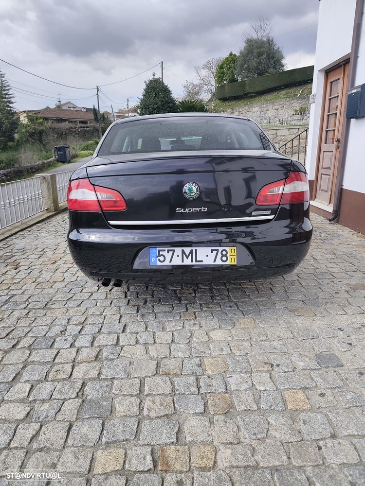 Skoda Superb 1.6 TDI Comfort Greenline - 3