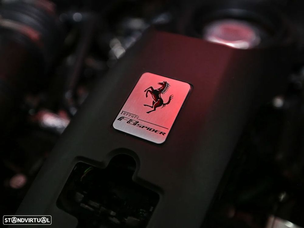 Ferrari F8 Tributo Spider - 16
