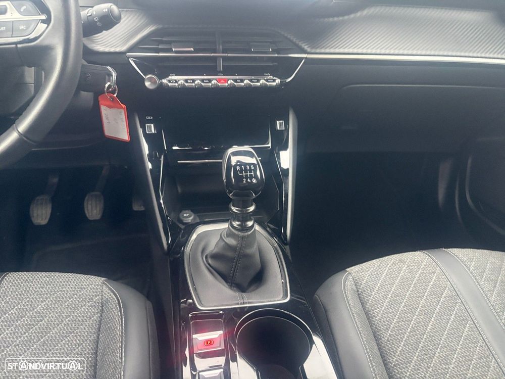 Peugeot 2008 1.2 PureTech Allure - 11