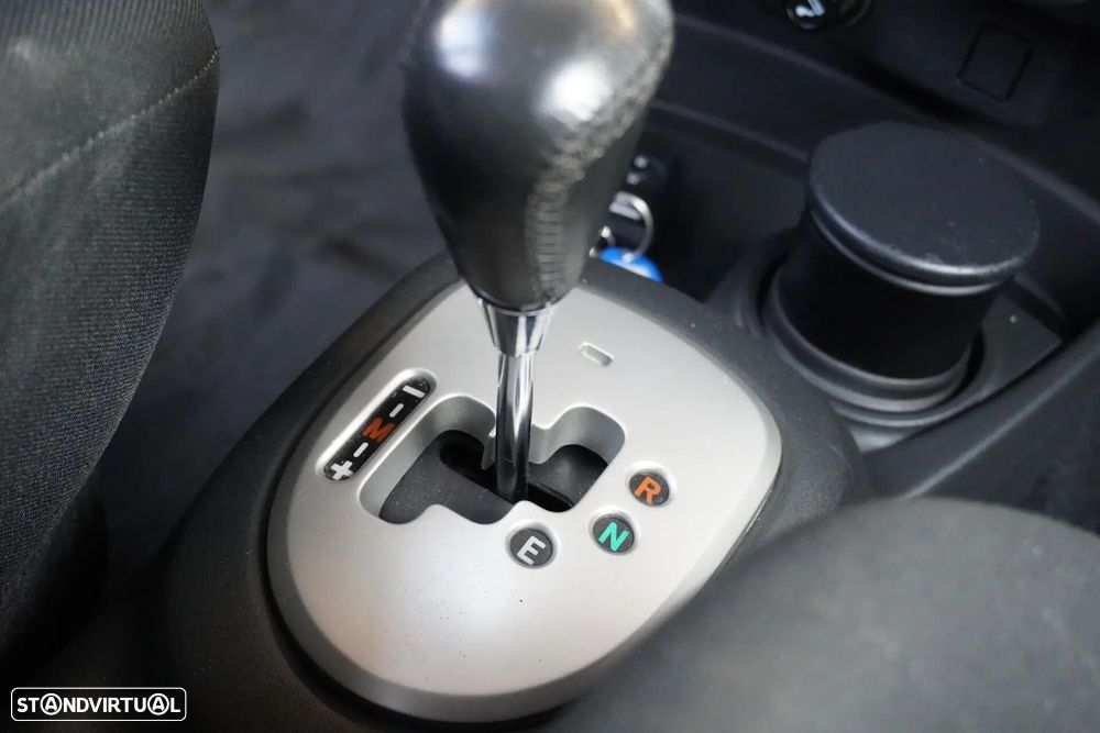 Toyota Yaris 1.0 VVT-i Sol High Pack MMT - 11