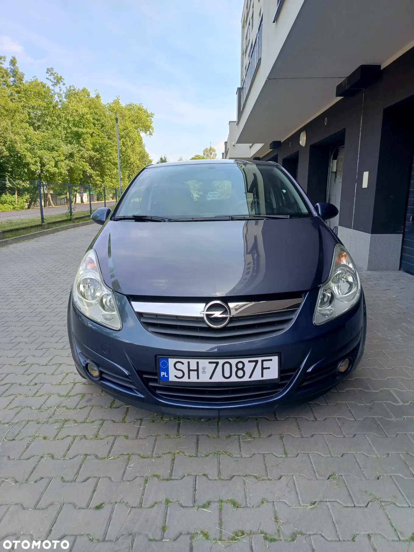 Opel Corsa 1.4 16V Cosmo - 2