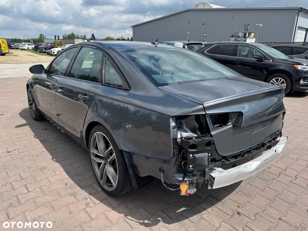 Audi S6 Limousine - 5