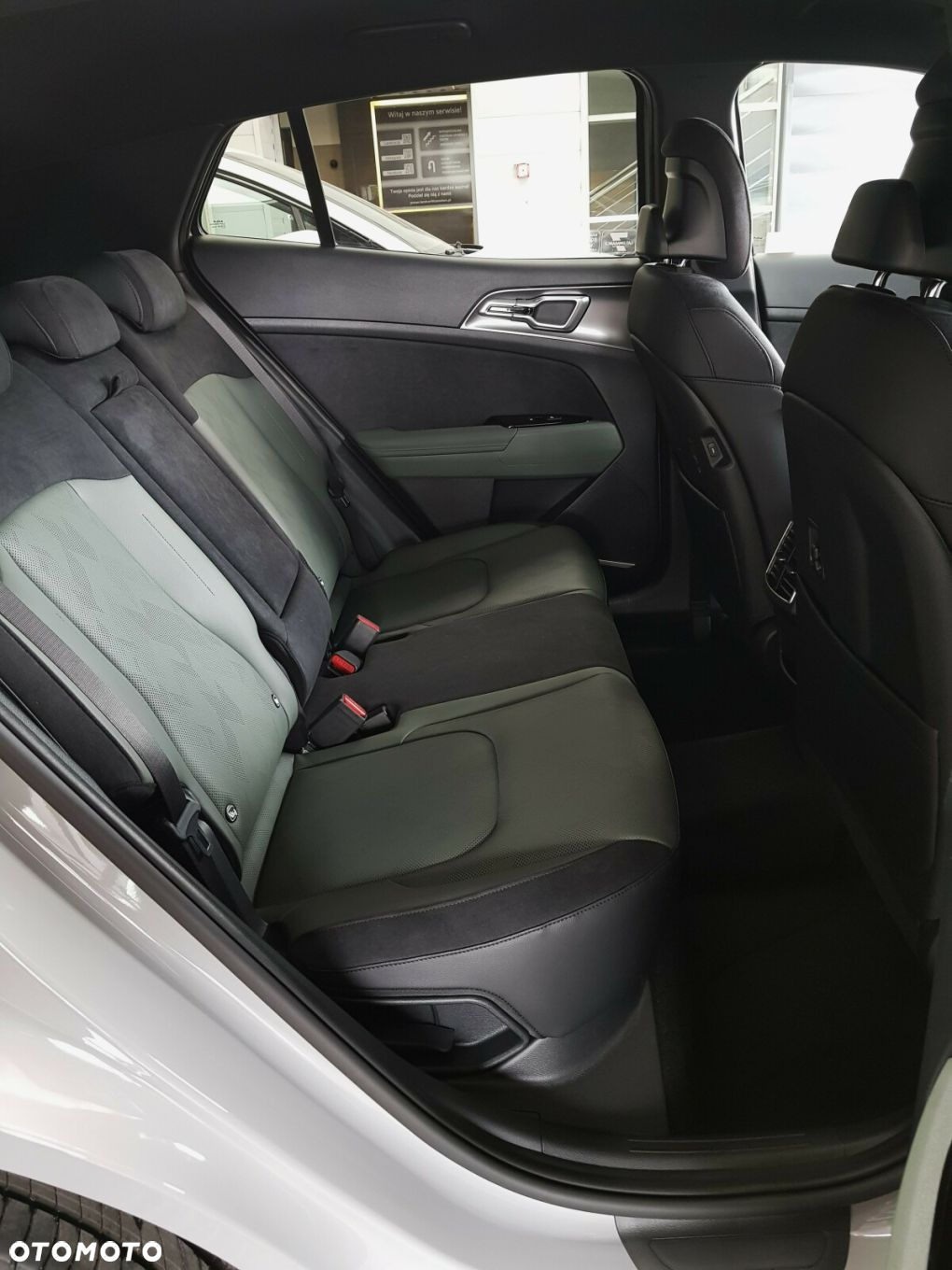 Kia Sportage 1.6 T-GDI Anniversary 2WD DCT - 24