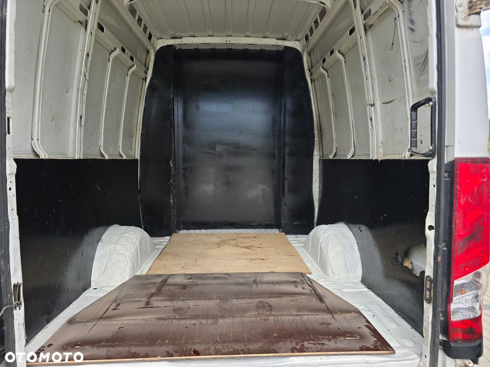 Iveco Daily - 12