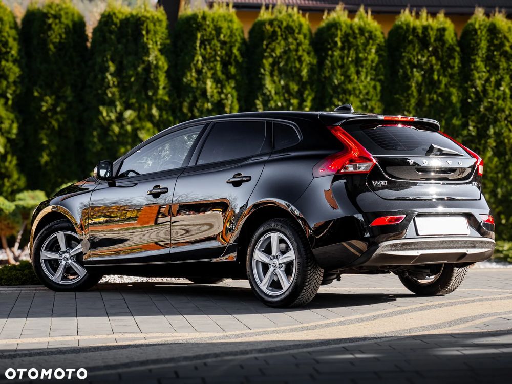 Volvo V40 D2 Drive-E Momentum - 4