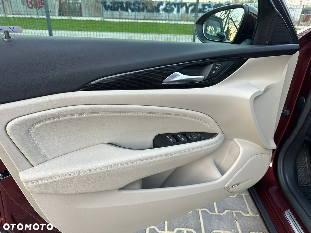 Opel Insignia 1.5 T Innovation S&S - 11