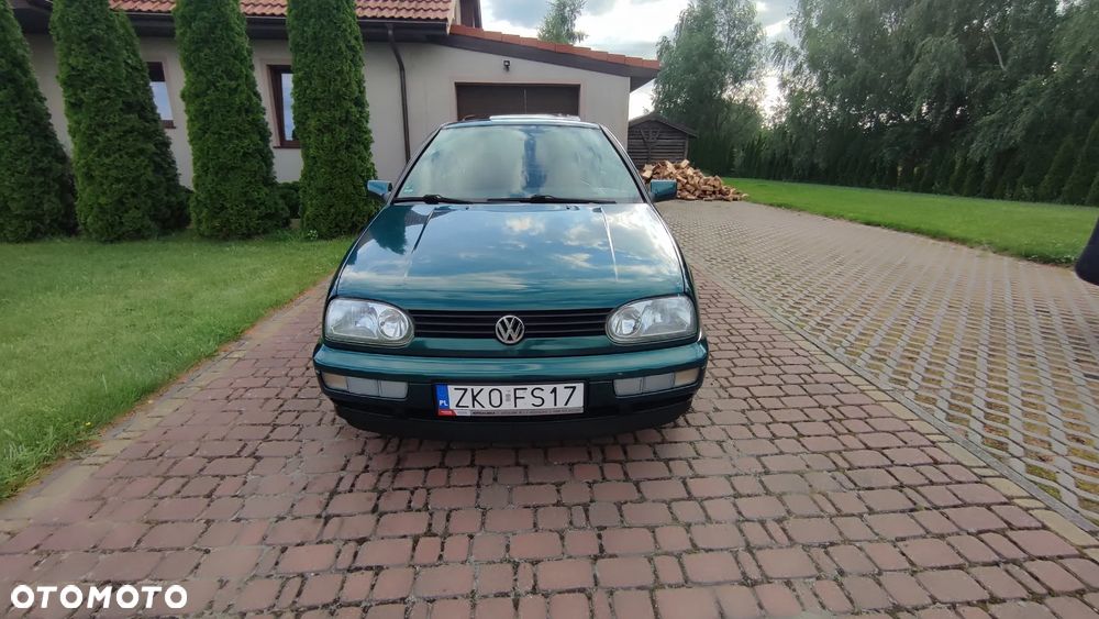 Volkswagen Golf 1.8 GL - 4