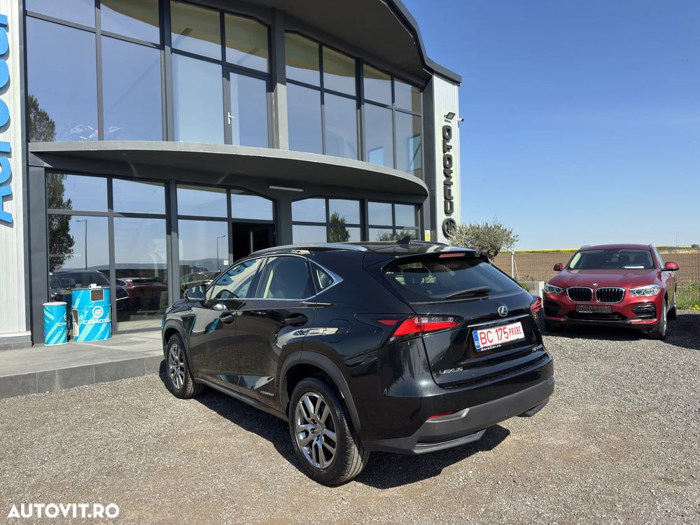 Lexus Seria NX 300h - 9
