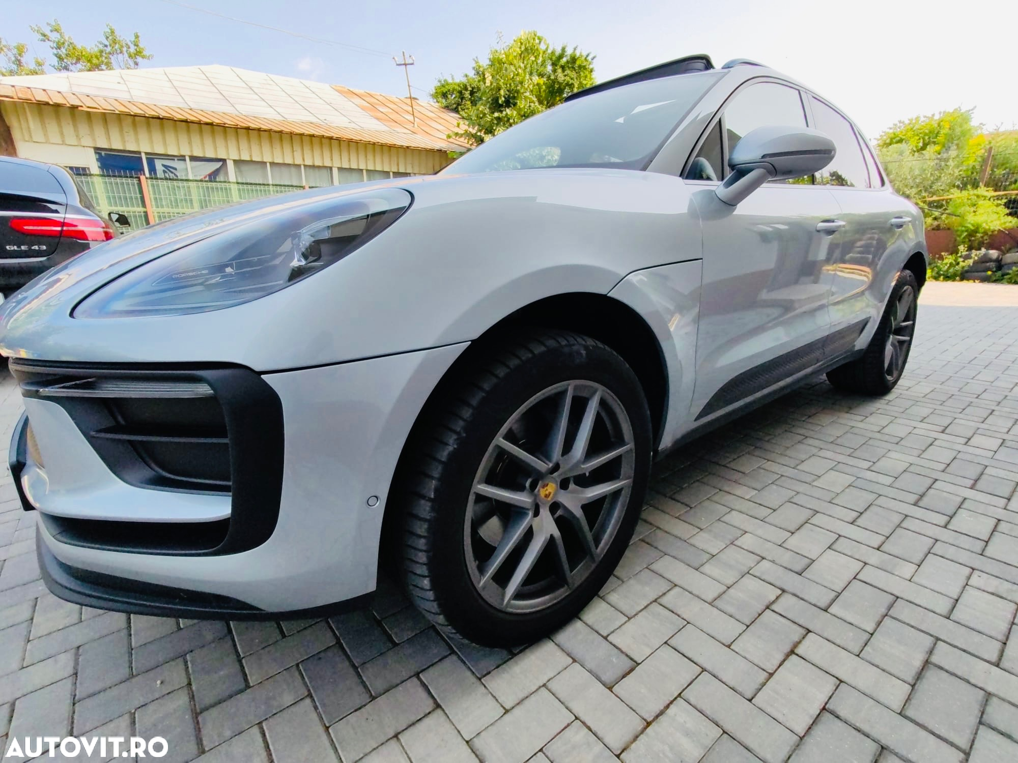 Porsche Macan - 10