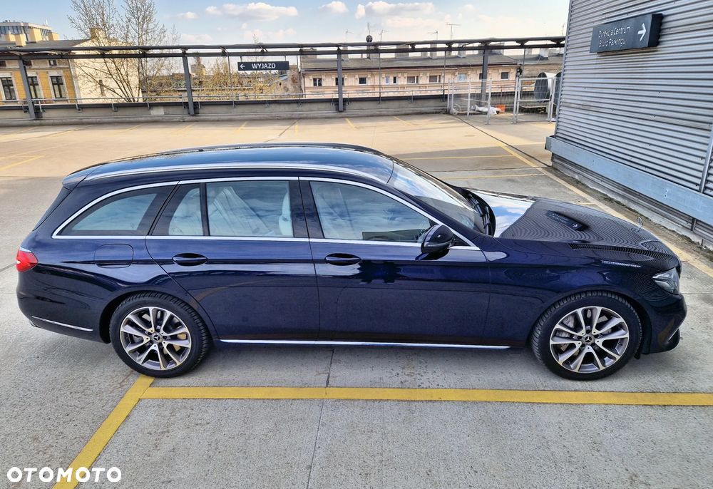 Mercedes-Benz Klasa E 450 4Matic 9G-TRONIC Exclusive - 18