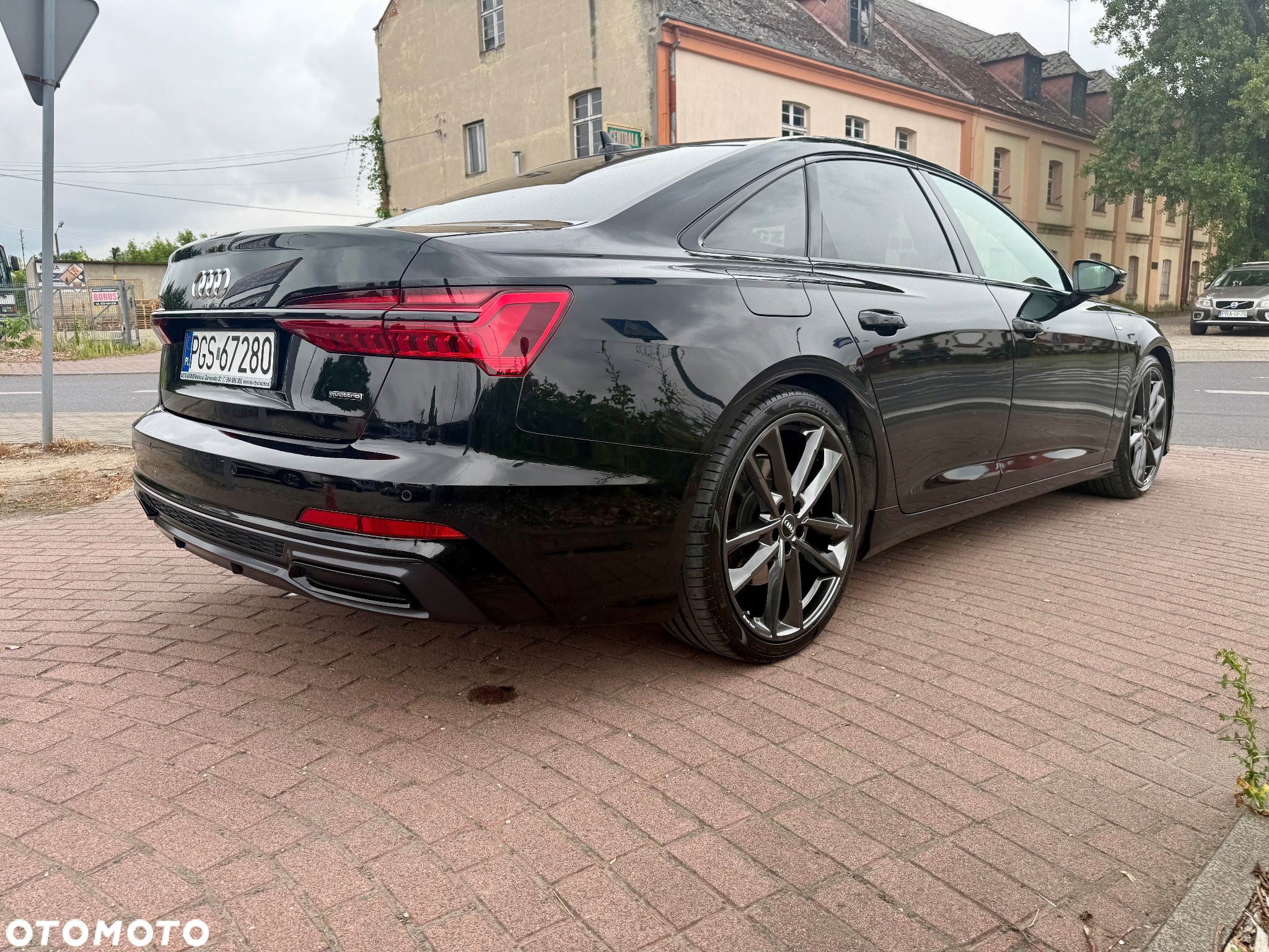 Audi A6 55 TFSI quattro S tronic S line - 32