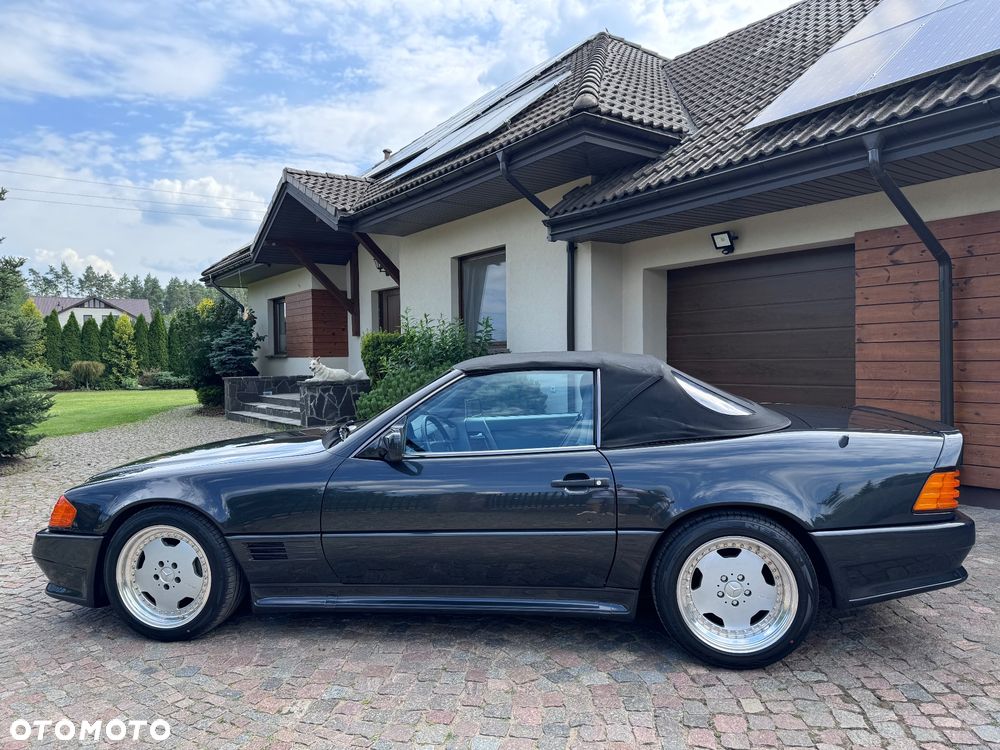 Mercedes-Benz SL - 32