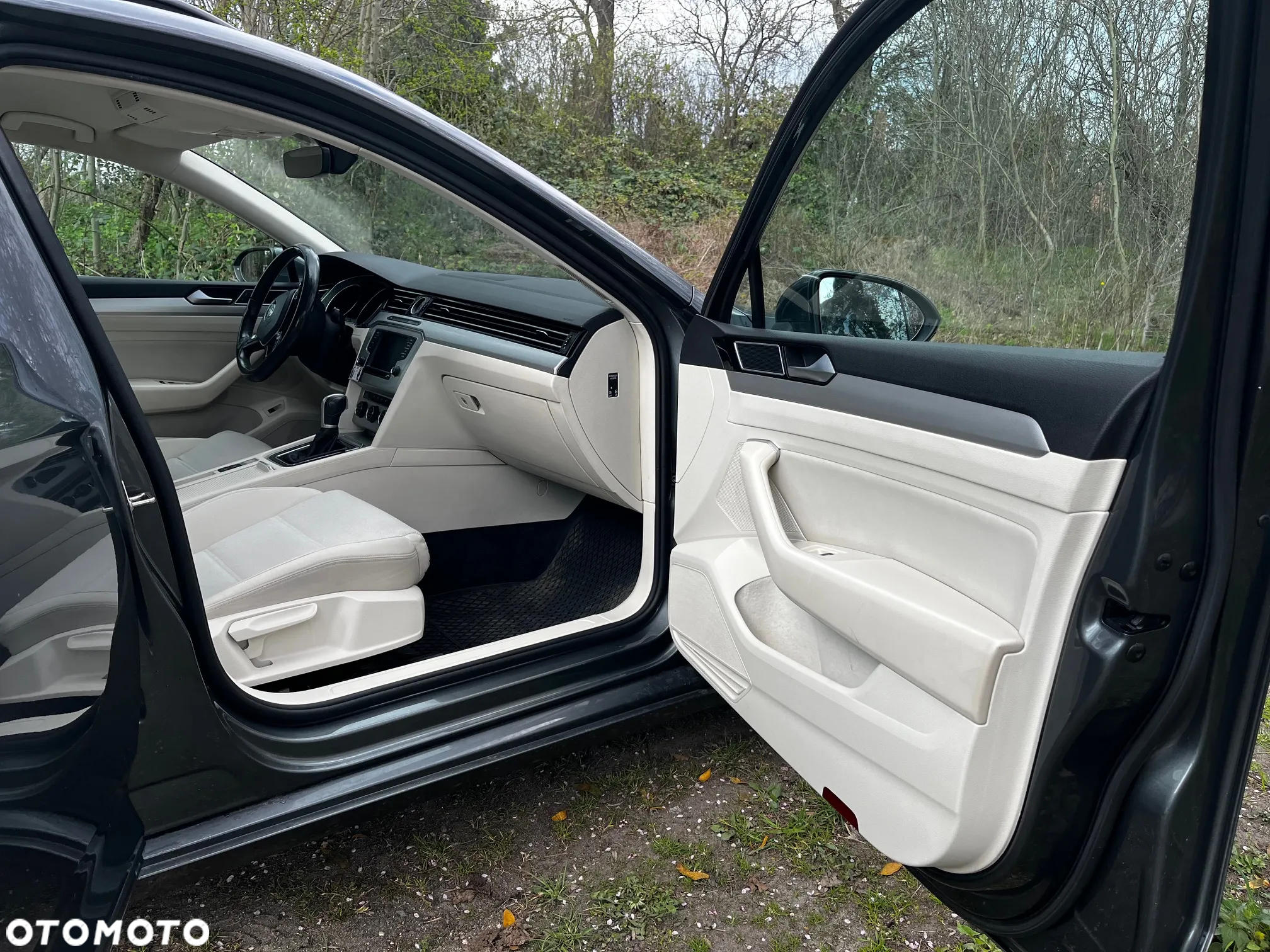 Volkswagen Passat Variant 1.6 TDI (BlueMotion Technology) DSG Comfortline - 7