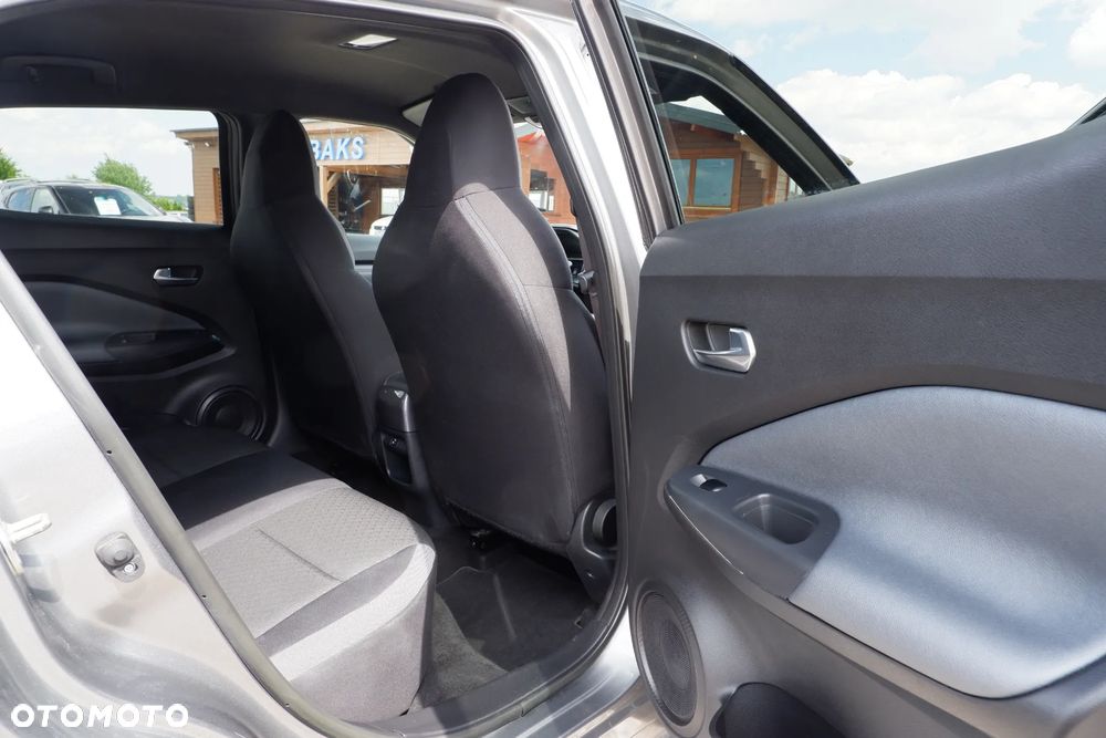 Nissan Juke 1.0 DIG-T Kiiro - 11