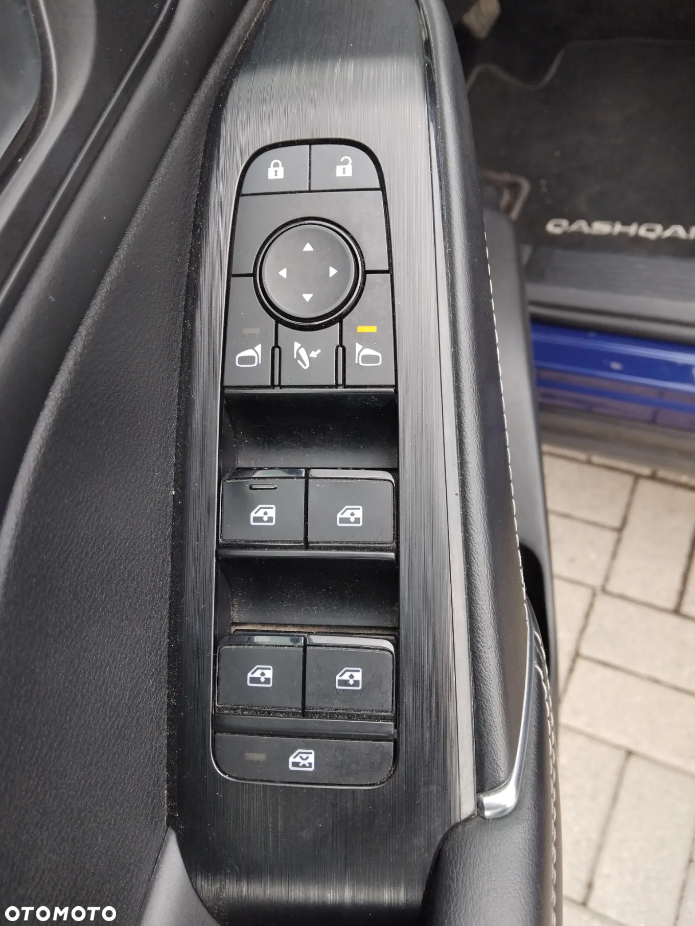 Nissan Qashqai - 12